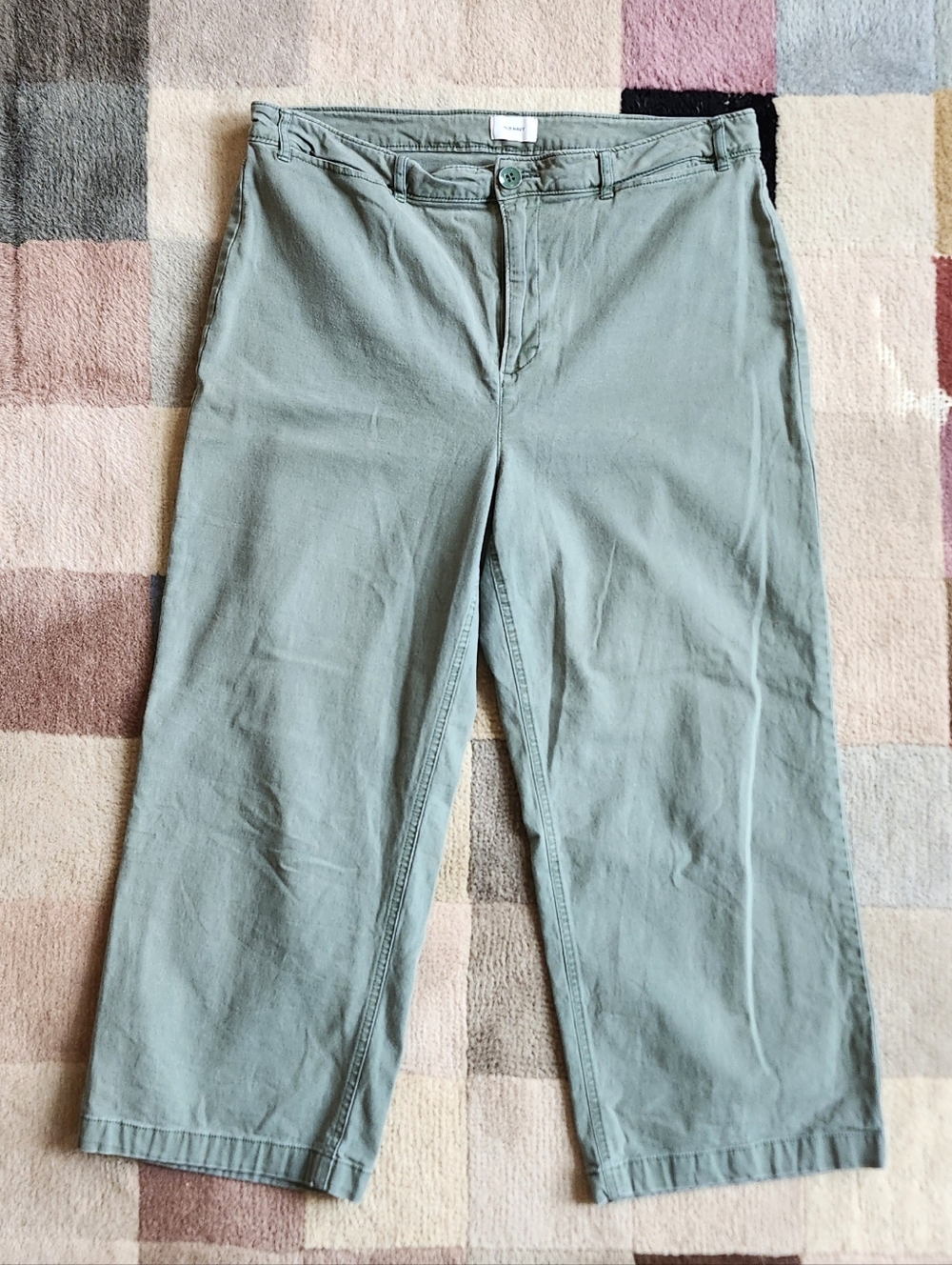 Old Navy Cropped Sage Chinos